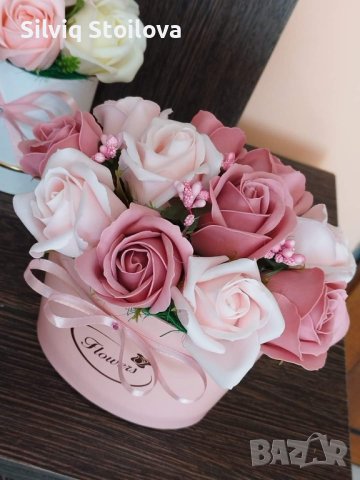 Луксозна кутия със сапунени рози, снимка 16 - Подаръци за жени - 38515639