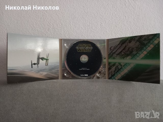 Star Wars: The Force Awakens (soundtrack), Episode VII, Deluxe Edition, CD near mint, снимка 2 - CD дискове - 38943457