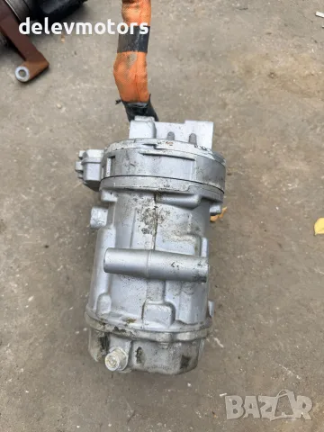 926003211R електрически компресор за климатик Denso за двигател H4M632 / H4MC632, 1.6 Hybrid