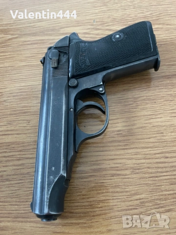 Пстолет "ВАЛТЕР ПП", кал. 7,65мм - ДЕАКТИВИРАН/ОБЕЗОПАСЕН