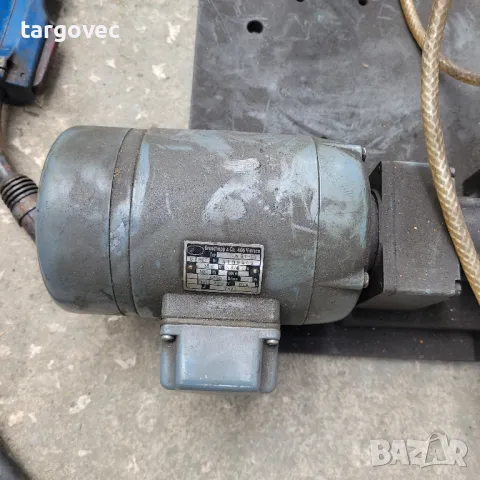 телоподаващо с ръчок, снимка 2 - Други машини и части - 48808420