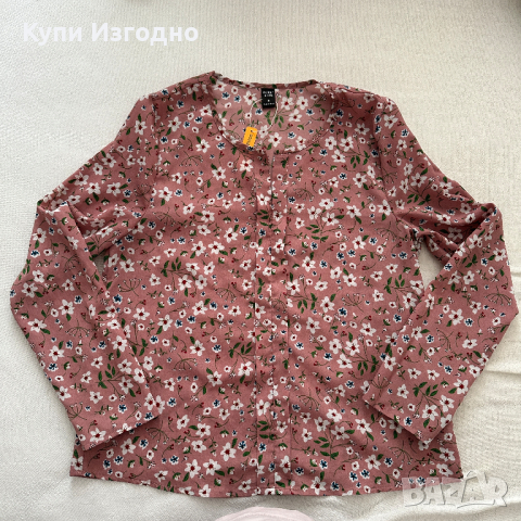 Стилна дамска копринена блуза риза без копчета, цвят пепел от рози с цветя