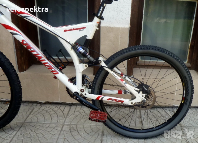 СПЕШЪЛАЙЗД Рокхопър ! "мека" Рамка ! 27 скорости ! Хидравлики Диск !, снимка 7 - Велосипеди - 51784713