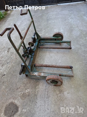 Количка за монтаж и демонтаж на гуми, снимка 2 - Гуми и джанти - 54110228