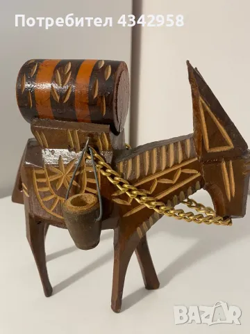 Стара дървена фигура «Магаре»