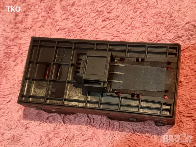 Бутони за управление на ел. стъкла за AUDI A1 и Q3, снимка 3 - Части - 52938341