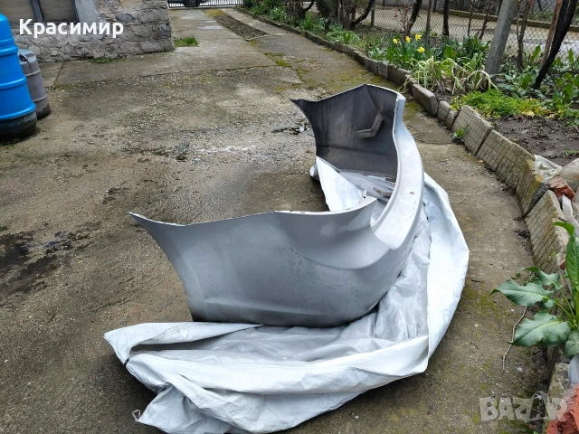 Продавам задна броня за Тойота-Авенсис комби Т27, снимка 3 - Части - 54034871