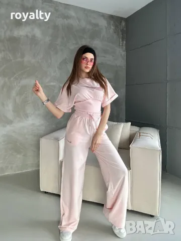 Nike дамски комплект Различни цветове , снимка 8 - Спортни екипи - 49200020