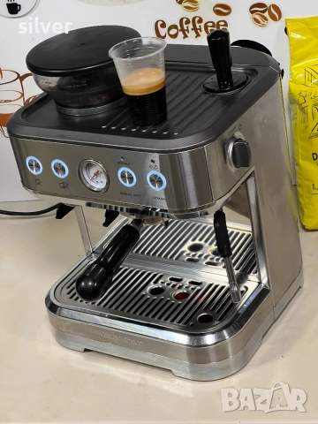 Кафемашина кафе автомат с вградена мелачка, снимка 4 - Кафемашини - 51753335