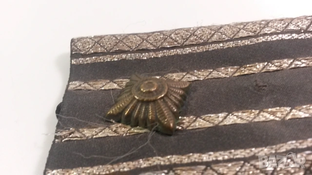 Пагон за военна униформа, снимка 3 - Антикварни и старинни предмети - 54193403