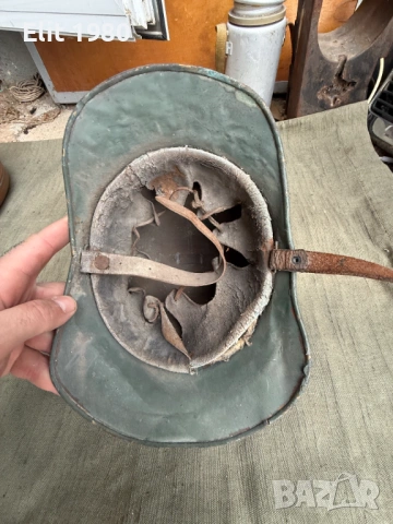 Продавам пожарникарска каска 1920-1944г, снимка 5 - Антикварни и старинни предмети - 52770120