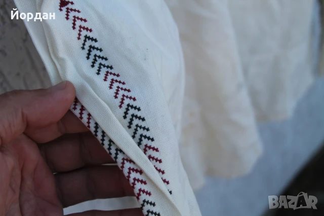 Детска риза от народна носия с бродерия, снимка 3 - Антикварни и старинни предмети - 50523966