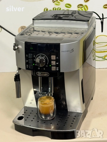 Кафемашина кафе автомат delonghi magnifica S с гаранция, снимка 4 - Кафемашини - 54156239