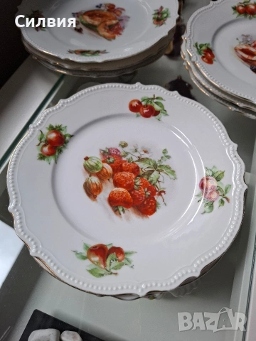 Антикварен Комплект Десертни Чинии „P.K. Silesia“ – Късче История от Силезия, снимка 14 - Сервизи - 53913619