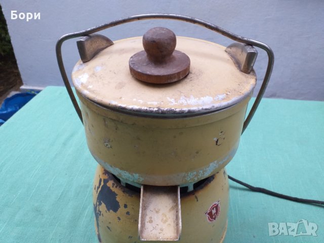 Стара метална сокоизтисквачка, снимка 3 - Сокоизстисквачки и цитрус преси - 34309665