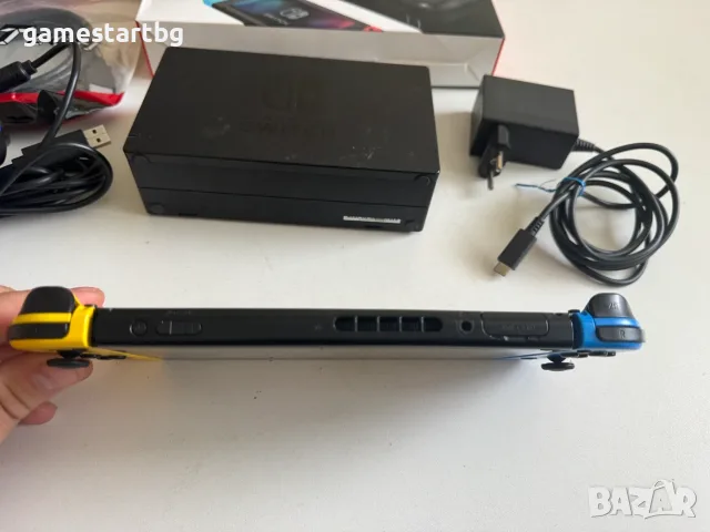  Nintendo Switch v1 32GB, снимка 4 - Nintendo конзоли - 56550698