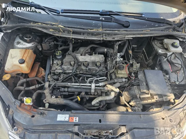 Мазда 5 2.0 110кс., снимка 3 - Автомобили и джипове - 56454375