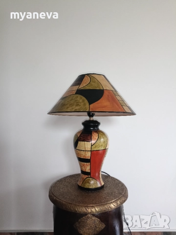 Vintage, настолна лампа с абстрактен  арт дизайн в топли цветове.  , снимка 8 - Настолни лампи - 51877417