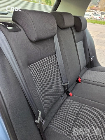 Volkswagen Golf 6 1.6 Газ/Бензин !!!, снимка 11 - Автомобили и джипове - 54178355