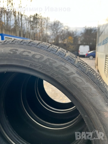 Pirelli 285/40/21, снимка 2 - Гуми и джанти - 52481127