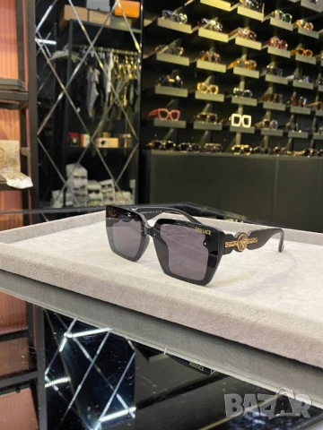 очила с черен обикновен калъф и ув защита versace, снимка 6 - Слънчеви и диоптрични очила - 51428567