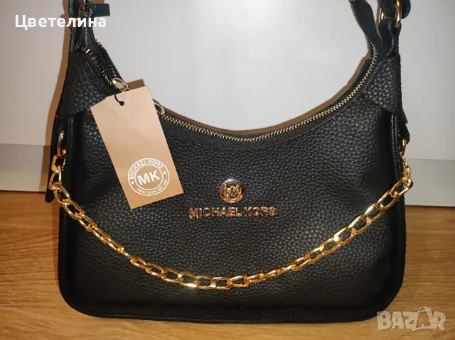 Дамска малка черна кожена чанта Michael Kors цена 30.00 лв. + подарък балсам за устни , снимка 2 - Чанти - 48888713