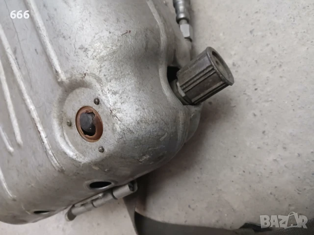 Руски дихателен апарат KIP-8, снимка 3 - Антикварни и старинни предмети - 50773555