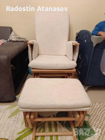 Стол за кърмене с табуретка от Айко, снимка 2 - Други - 52945443