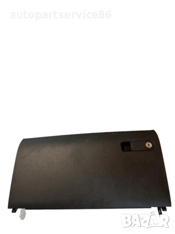 Капак на жабка черен за Volkswagen Touareg 3.0 Tdi (08-2010)