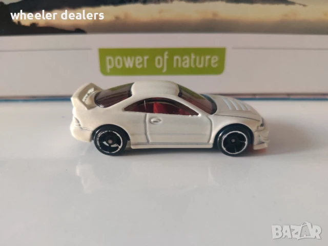 Метална количка Hot Wheels Custom 01 Acura Integra 1/64, снимка 6 - Колекции - 50745478