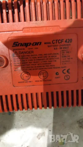 Зарядно за Snap On, снимка 2 - Винтоверти - 47856131