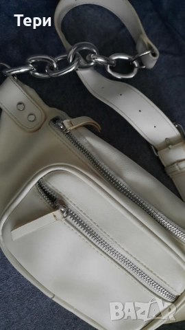 Bershka бяла чанта, снимка 5 - Чанти - 51924514