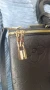 Дамска чанта Louis Vuitton , снимка 9