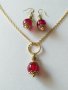 Прелестен комплект колие и обици с рубинено червени мъниста и изящни орнаменти в цвят Антично злато, снимка 3