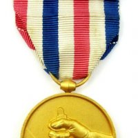 Почетен позлатен медал на Френските железници-Железничарски, снимка 3 - Колекции - 37996871