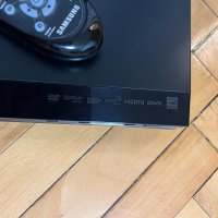 DVD плейър Samsung, снимка 2 - Плейъри, домашно кино, прожектори - 44463610