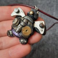  Дамски медальон steampunk/стиймпънк/дамско колие/ръчна изработка/handmade/бижу/висулка костенурка , снимка 1 - Колиета, медальони, синджири - 37896486