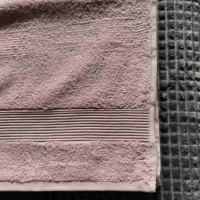 Хавлиена кърпа 70/140 cm розова, снимка 2 - Хавлиени кърпи - 44746147