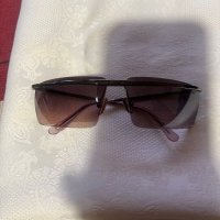 Слънчеви очила Fendi, снимка 13 - Слънчеви и диоптрични очила - 38645256