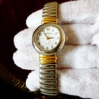 Pratina дамски ръчен часовник,позлата. , снимка 1 - Дамски - 35242615