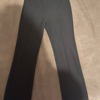 Продавам черен flare панталон от Bershka в размер 34(XS), снимка 3 - Панталони - 44450643