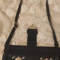 Бутикова дамска черна чанта (елегантна), снимка 6 - Чанти - 44182580