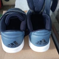 Маратонки Adidas, снимка 1 - Детски маратонки - 31329277
