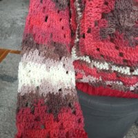 Ръчна изработка дамски пуловер , снимка 3 - Блузи с дълъг ръкав и пуловери - 42727268