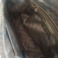 100% Versace оригинална дамска чанта, снимка 5 - Чанти - 29105404