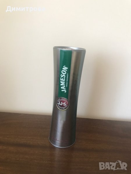 Метална подаръчна кутия Jameson, подаръчна опаковка за парфюм от Avon, снимка 1
