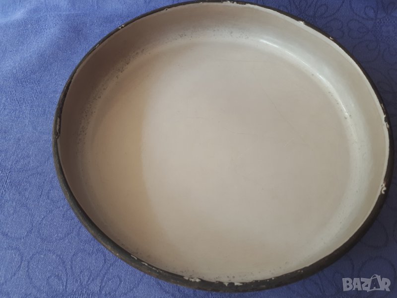 Емайлирана тава 31см. диаметър, 5 см. височина бежова, снимка 1