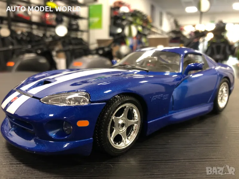 BBURAGO метална колекционерска количка DODGE VIPER SRT 1:18, снимка 1