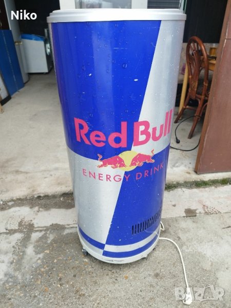 Хладилна витрина Red Bull , снимка 1