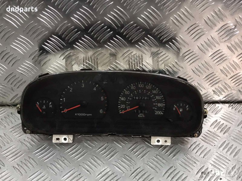 Километраж Kia Carnival 2002г., снимка 1